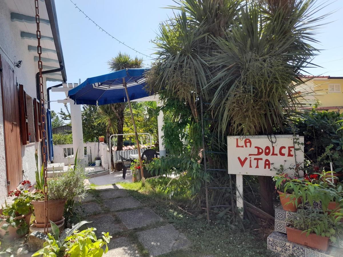 Ferienwohnung Sogno Vacanze Massa  Exterior foto