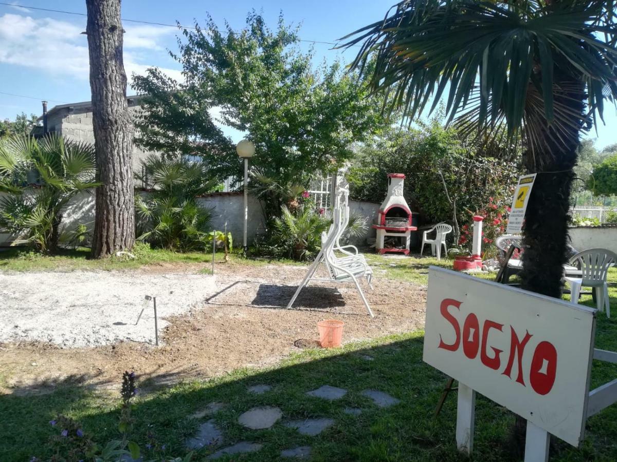 Ferienwohnung Sogno Vacanze Massa  Exterior foto